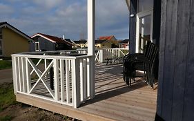 Resort 2 Ocean Cottage A 16